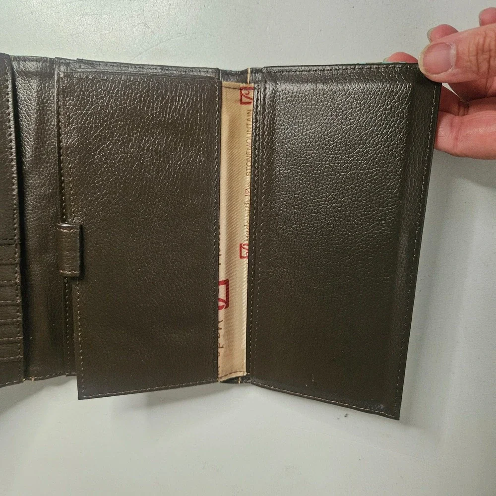 Stone Mountain Bonded Leather Trifold Wallet Turquoise Brown Floral Embossed